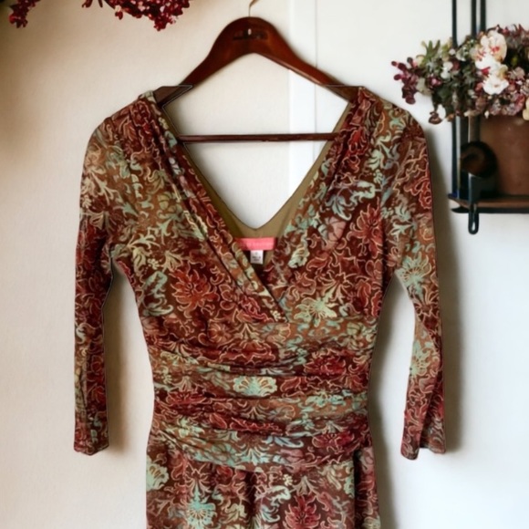 MAGGY Boutique Floral Long Sleeve Ruched Body-Con Dress Size 6 - Picture 2 of 8